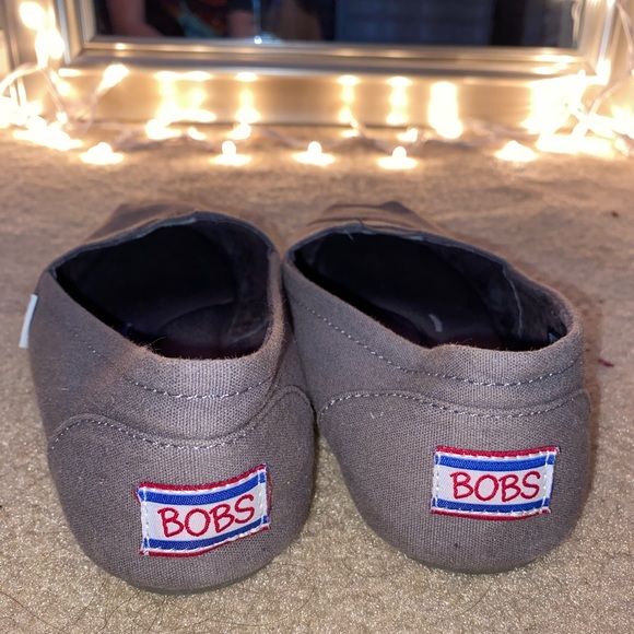 Bobs - Picture 3 of 4